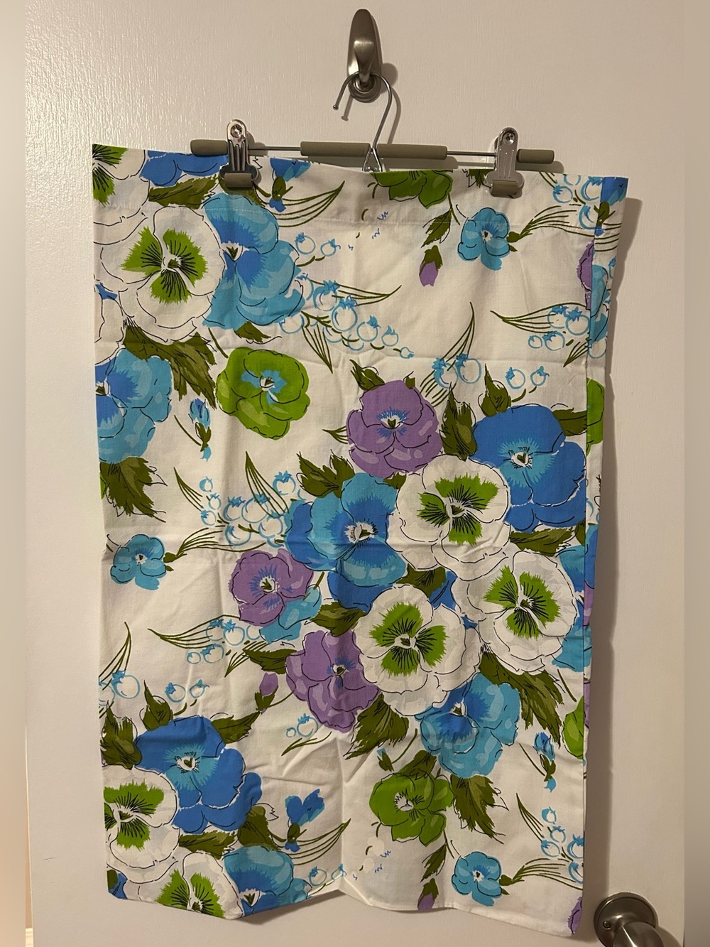 Vintage 1970s Pillowcases “Enchanted” Pansy pattern by Cannon
